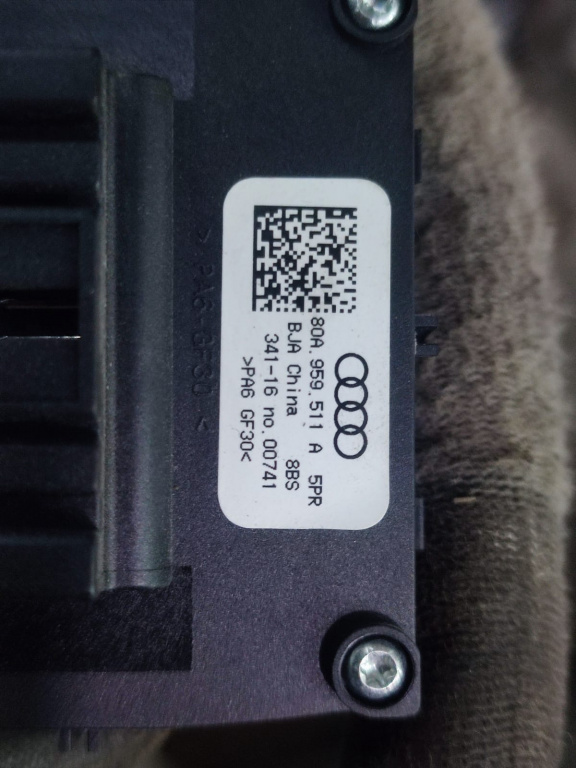 Buton carlig tractare 80A959511A Audi SQ