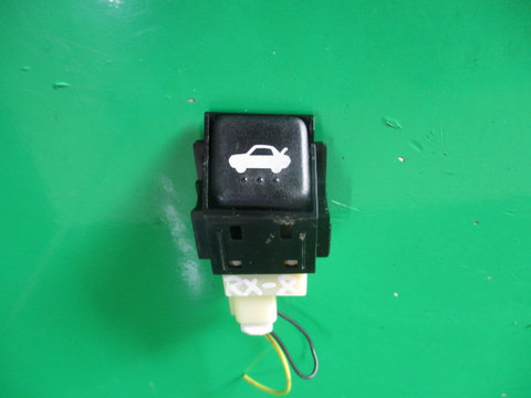 BUTON / COMANDA DESCHIDERE PORTBAGAJ / HAION MAZDA RX-8 SE17 1.3 BENZINA FAB. 2003 – 2012 ⭐⭐⭐⭐⭐