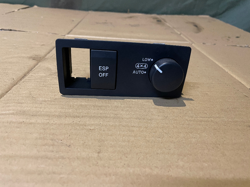 Buton ESP Kia Sorento 2.5 4x4 D4CB 125kW E4 2008