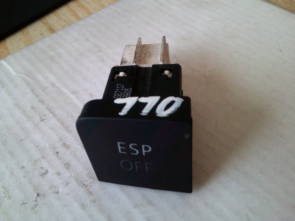 Buton ESP VW Passat B6, cod 3C0927117, an 2005-201