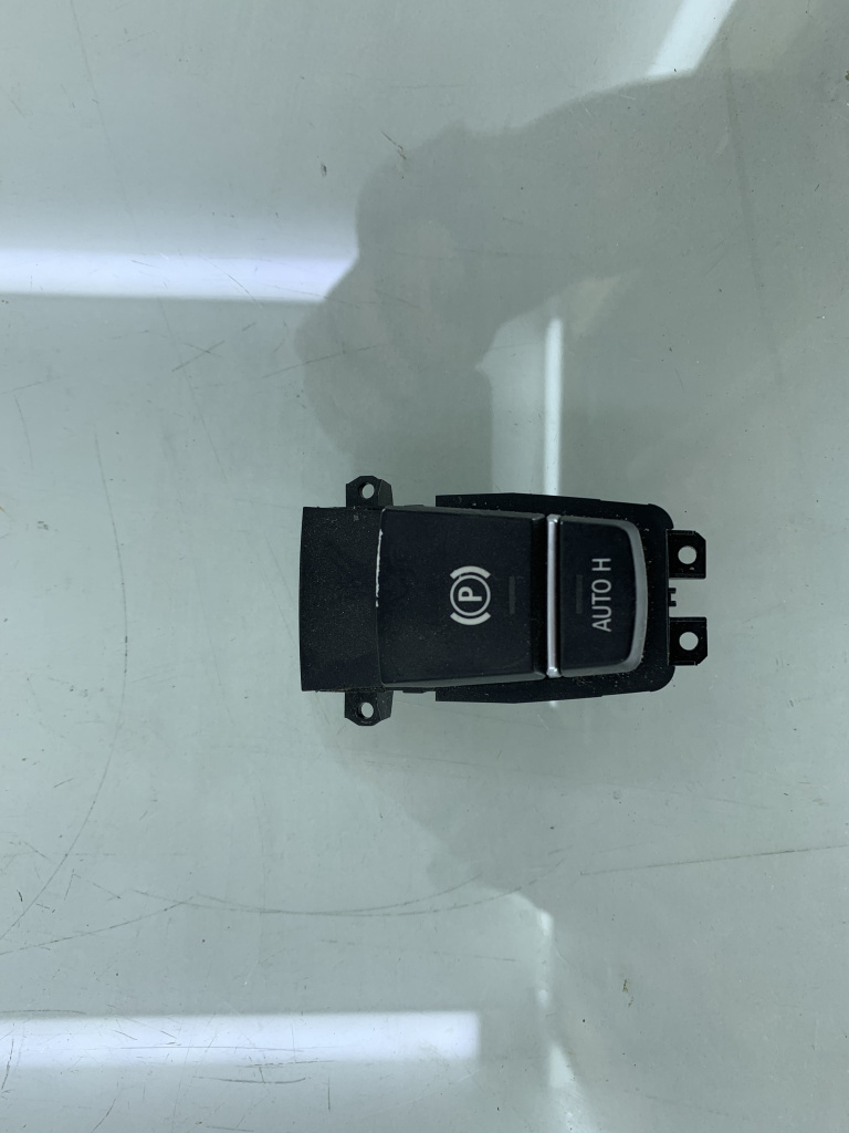 Buton frana de mana BMW X3 F25 N47D20C 2010-2014 9217594 DezP: 22486
