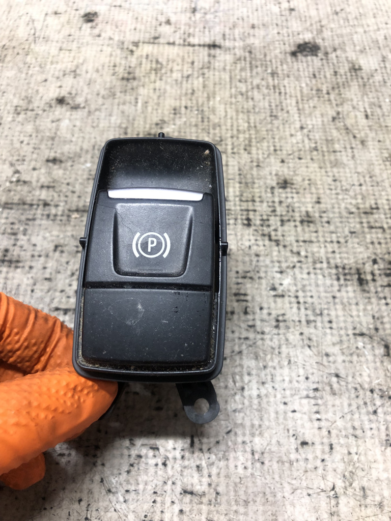 Buton frana mana BMW X1 F48 2016, 682252301