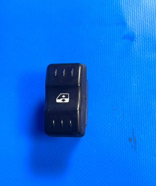 Buton geam Dacia Logan Dacia Dacia Logan [2004 - 2008] Sedan 1.4 (85 hp)