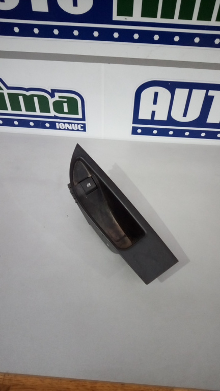 Buton geam dreapta spate 13301888 Opel Astra J 200