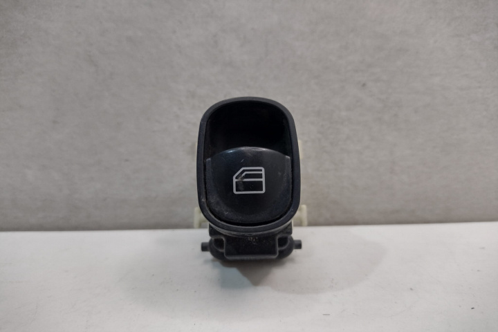 Buton Geam Electric,Mercedes W203 cod A2038200210 A2038200210 Mercedes-Benz C-Class W203 [2000 - 2004]