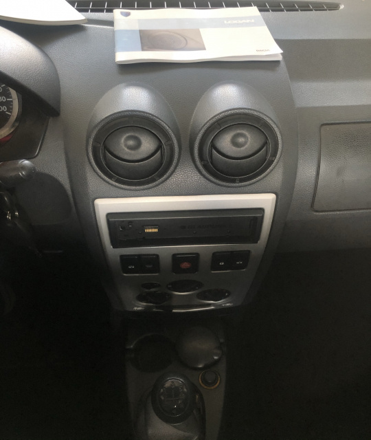 Buton geam pasager fata dreapta (*pe consola centrala) Dacia Logan [2004 - 2008] Sedan 1.5 D MT (70 hp)