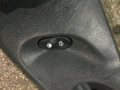 Buton geam stanga spate Ford Focus [facelift] [200