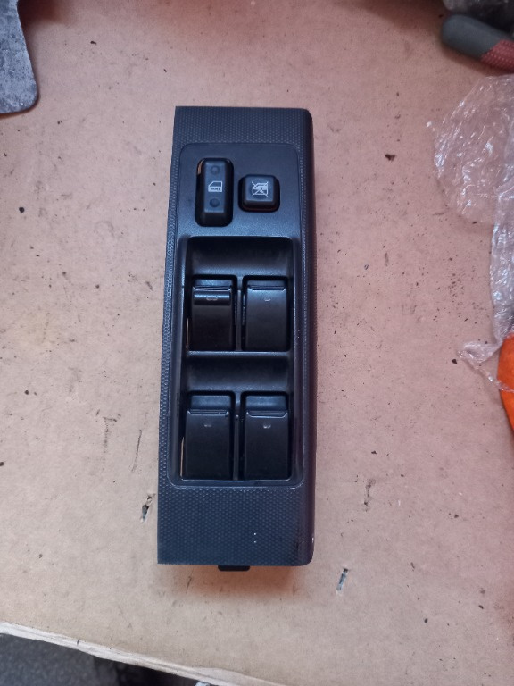 Buton geam Toyota Corolla cod produs:54355667D