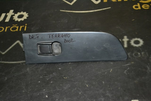 BUTON GEAM USA DREAPTA FATA NISSAN TERRANO 2 2002