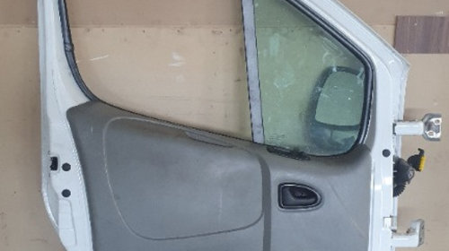 Buton geam usa stanga fata Nissan Primas