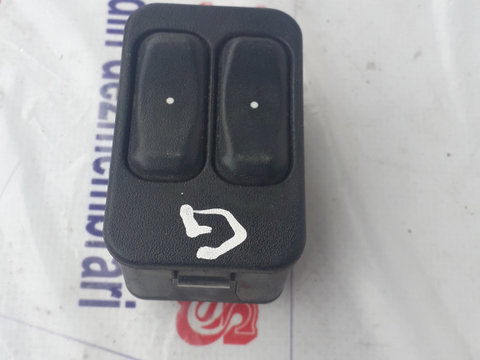 Buton geamuri electrice Opel astra G an 2000 cod 90561088