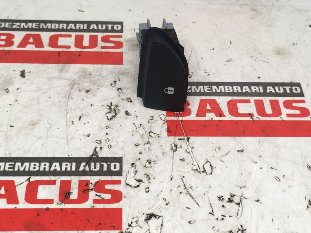 Buton inchidere Renault Captur cod: 252103678r