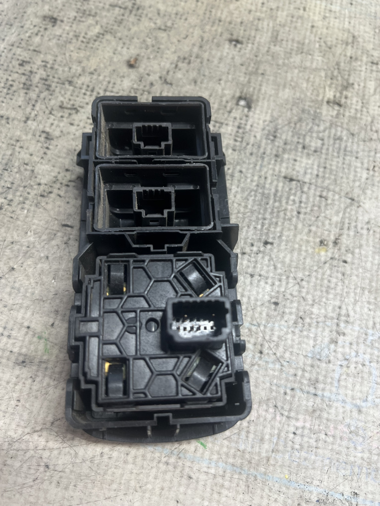 Buton intensitate luminii Renault Kadjar