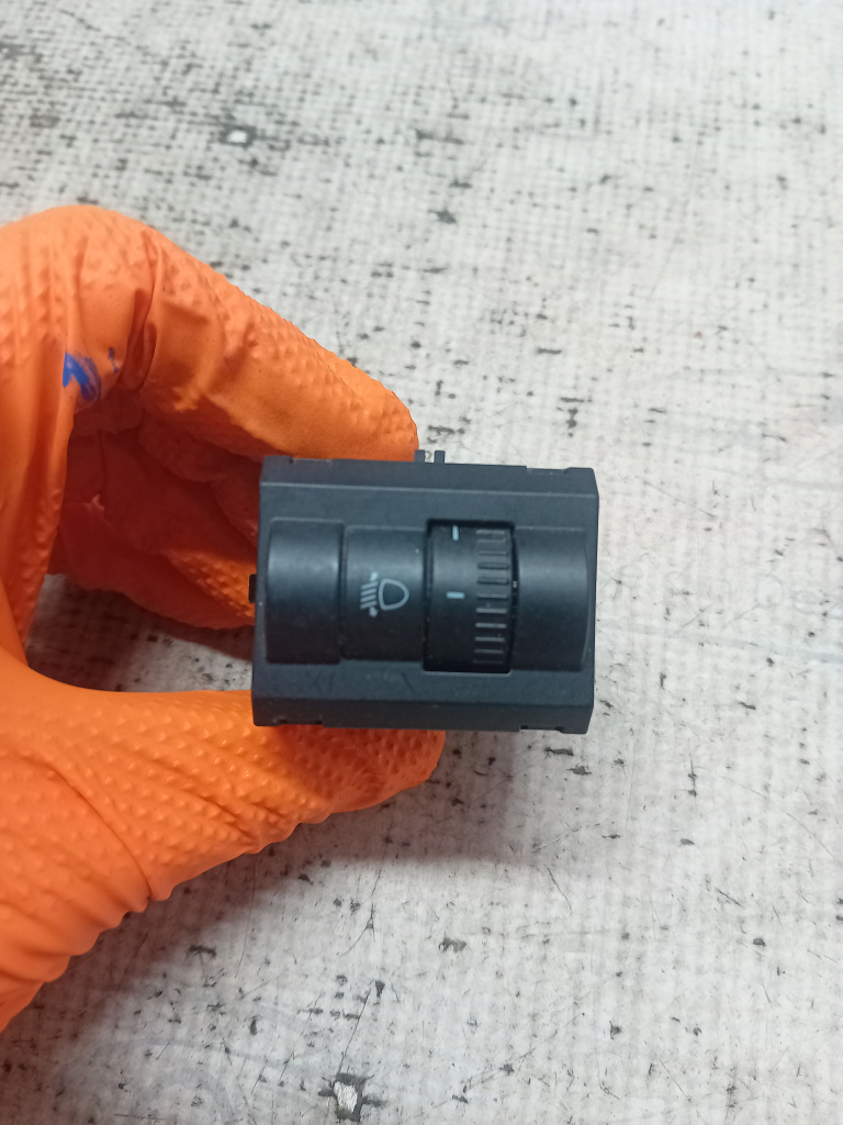 Buton intensitate luminii Skoda Octavia 2 2007, 1Z0941333B