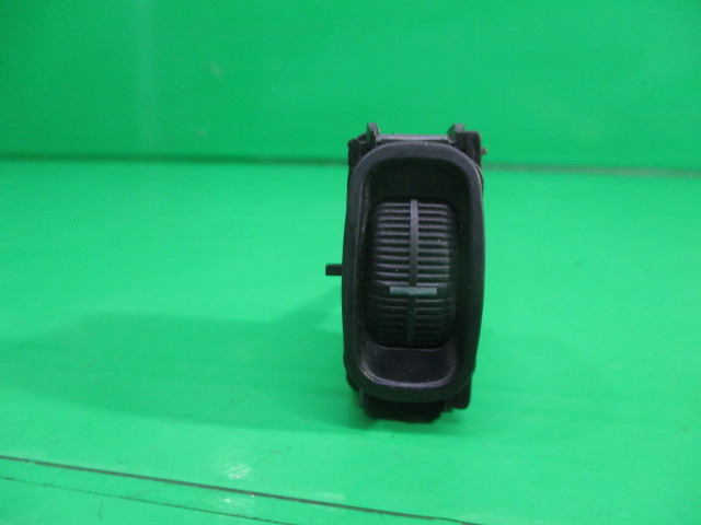 BUTON REGLAJ COD 160101 MERCEDES BENZ C-CLASS W203 FAB. 2000 – 2007 ⭐⭐⭐⭐⭐