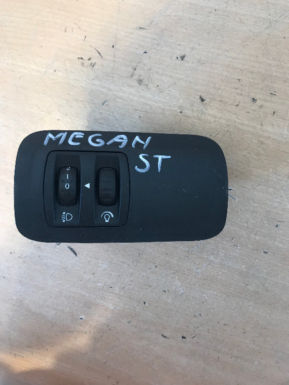 Buton reglaj faruri si intensitate lumini bord renault megane 2 2003 - 2009