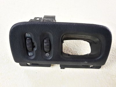 Buton reglaj faruri si lumini bord Renault Megane 