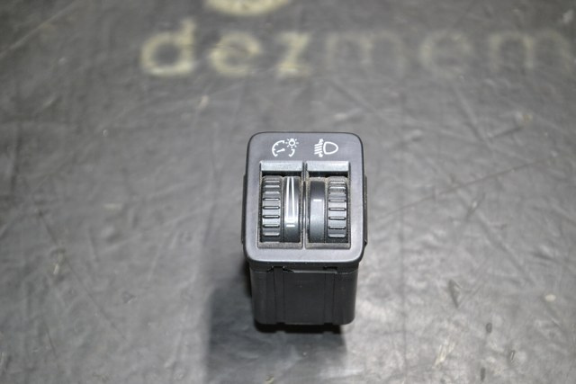 BUTON REGLAJ FARURI VOLKSWAGEN PASSAT B6 BERLINA 2008