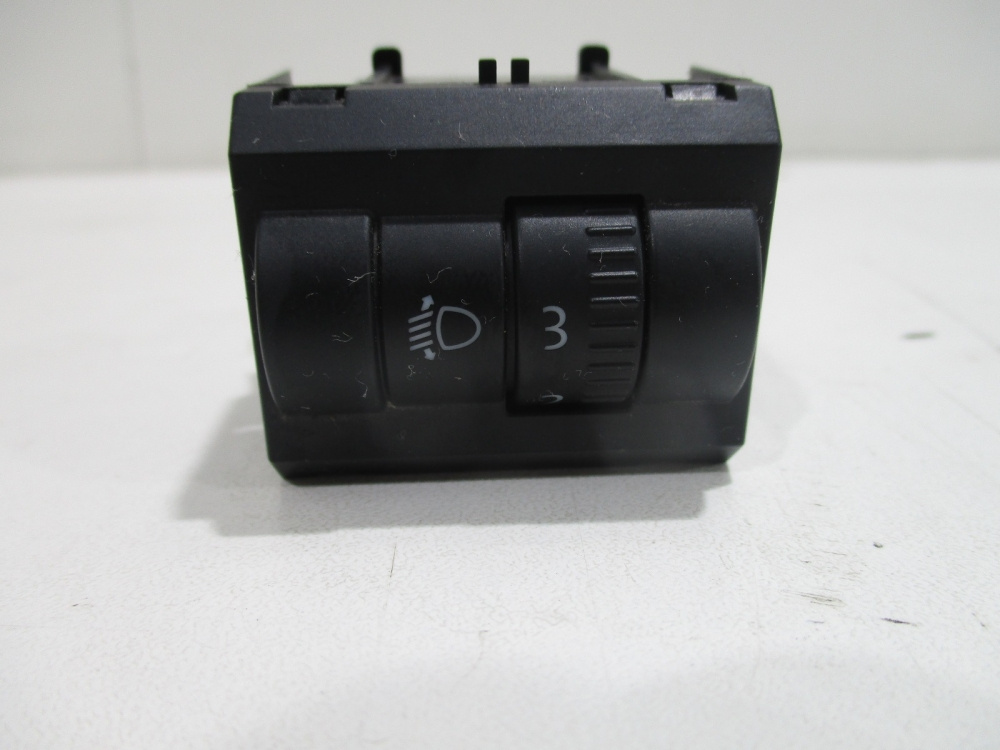 Buton reglaj lumini Skoda Fabia 3 an 2015 2016 201