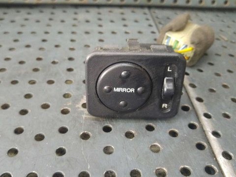 Buton reglaj oglinzi hyundai galloper 9353023200