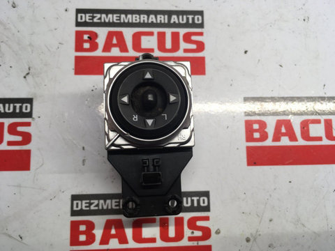 Buton reglaj oglinzi Hyundai i30 cod: 39y481 1110