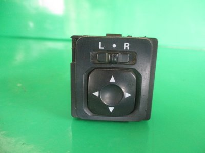 BUTON REGLAJ OGLINZI + MUFA MITSUBISHI PAJERO PINI