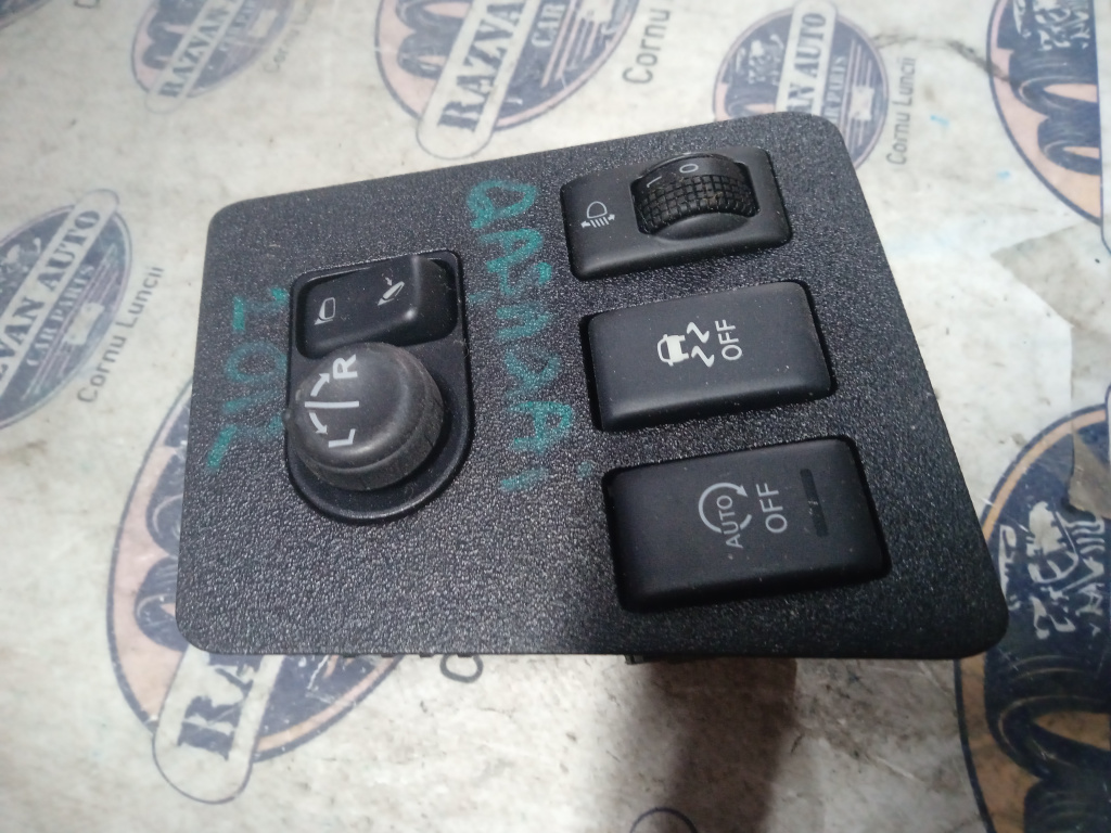 Buton reglaj oglinzi Nissan Qashqai 2012, 25190JD00B