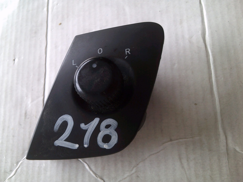 Buton reglaj oglinzi Seat Ibiza, 2009-20