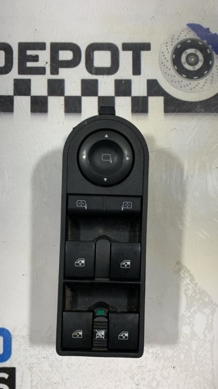 BUTON REGLAJ OGLINZI SI GEAMURI OPEL ZAFIRA 2008 (id: 395)