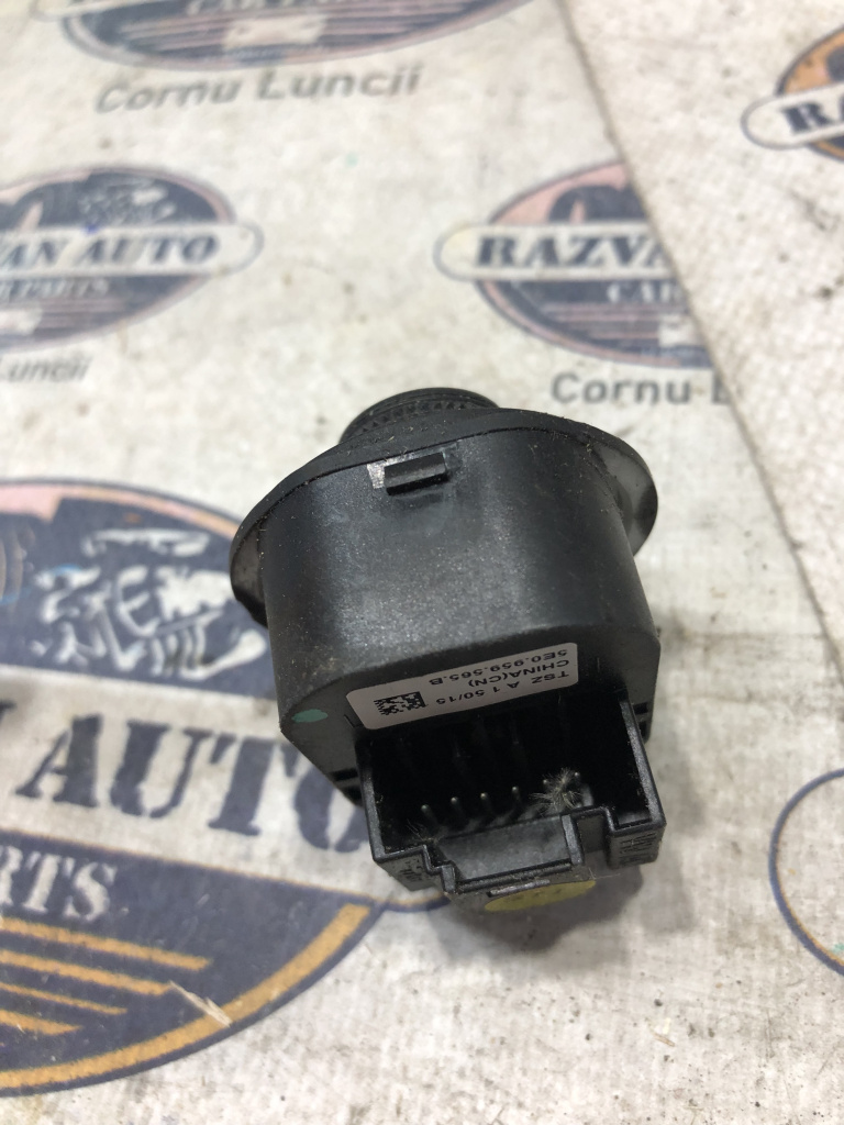 Buton reglaj oglinzi Skoda Octavia 3 201
