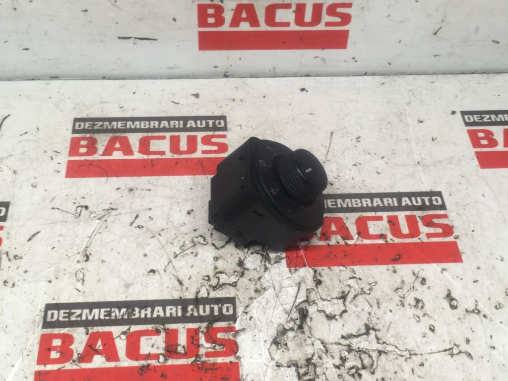 Buton reglaj oglinzi Skoda Octavia 3 cod: 5e0959565b
