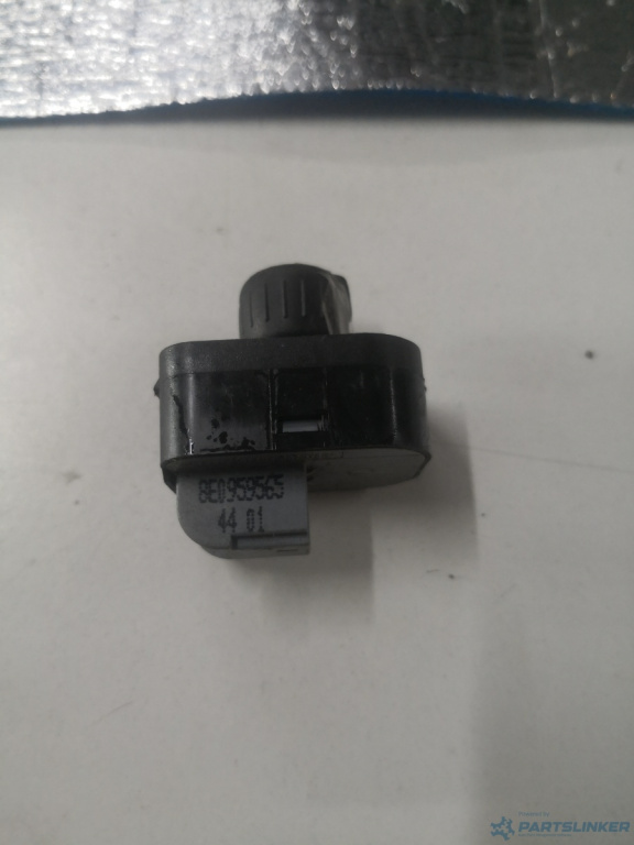 Buton reglaj oglinzi stanga fata AUDI A4 II (8E2, B6) [ 2000 - 2005 ] OEM 8e0959565