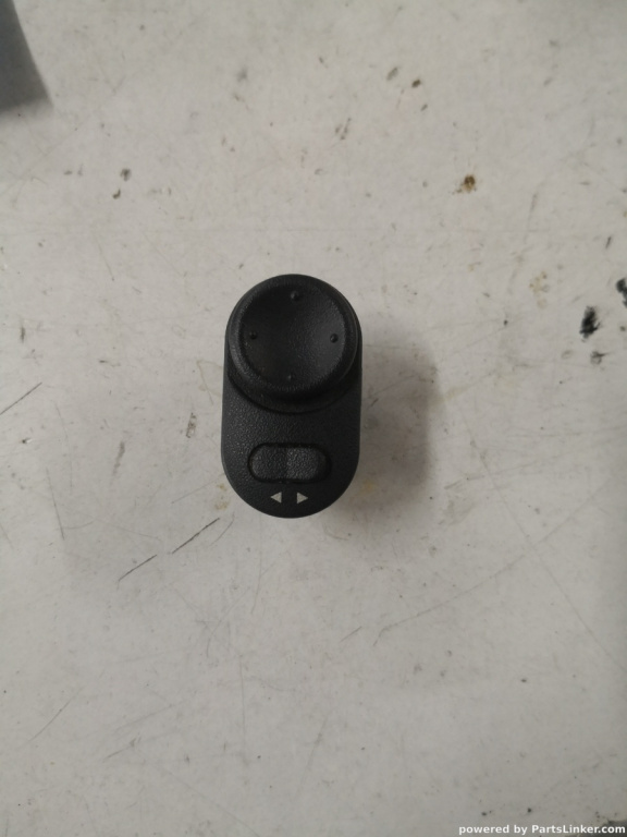 Buton reglaj oglinzi stanga fata OPEL MERIVA (X03) [ 2003 - 2010 ] OEM 09226861