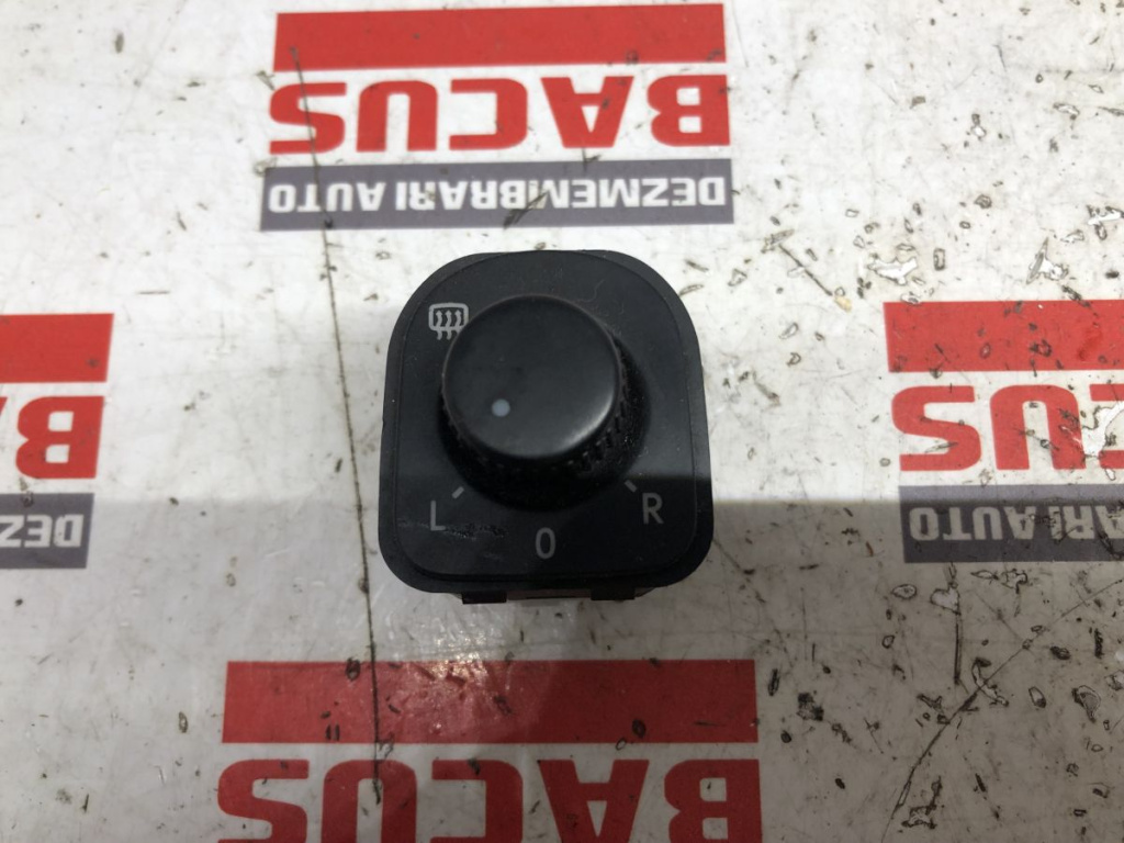 Buton Reglaj Oglinzi VW Golf 6 Plus / Passat B7 Cod : 1K0959565L