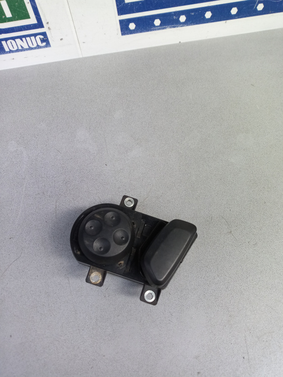 Buton reglaj scaun stanga fata 3C0959777 Volkswage