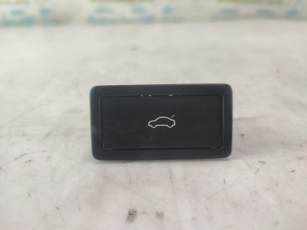 Buton soft close 3C0959831A Skoda Kodiaq [2017 - 2020] 2.0 tdi DFHA