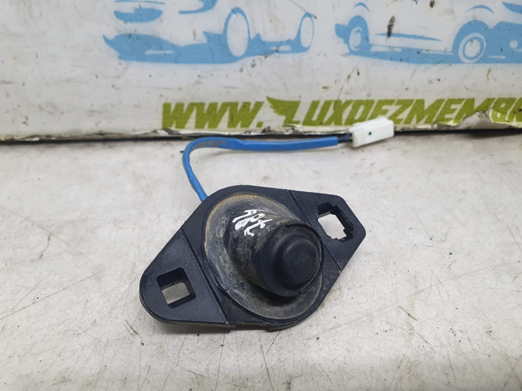 Buton switch deschidere haion Eg23676s0 Mazda CX-7 [2006 - 2009] 2.3 mzr L3Y7