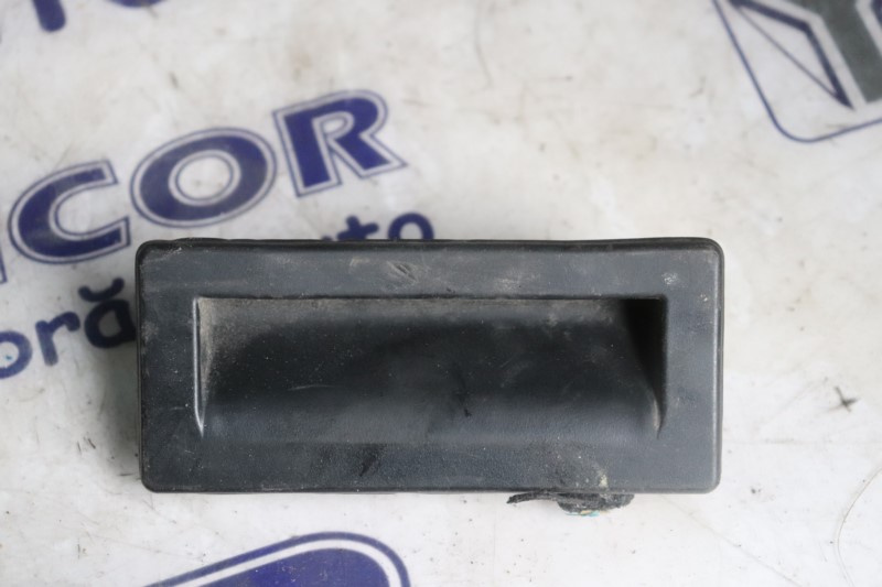 BUTON SWITCH DESCHIDERE Haion SKODA SUPERB AN 2016 3V0827566