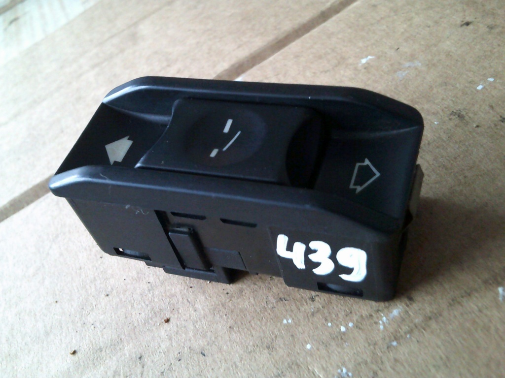 Buton trapa electrica BMW E46, E38, E39 cod 8352182