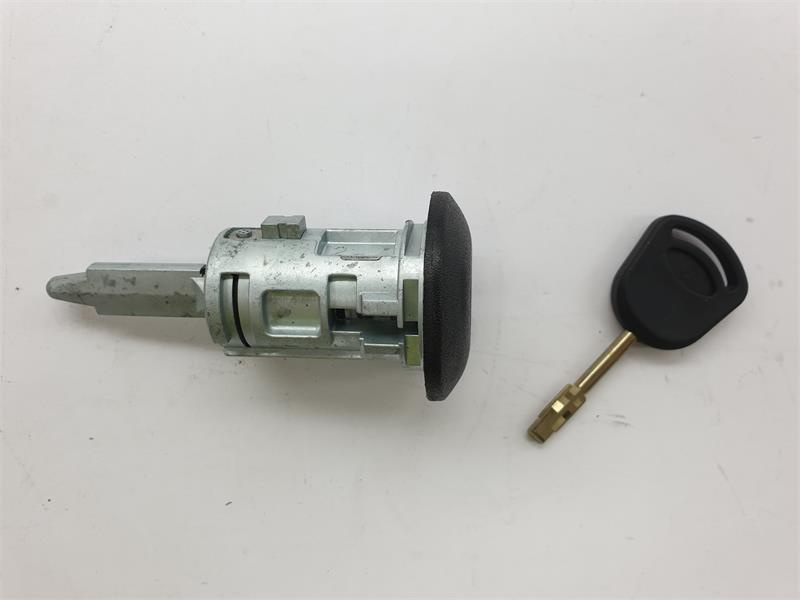 BUTUC +CHEIE nou FORD TRANSIT CONNECT P65, P70, P80 an 2002-2013