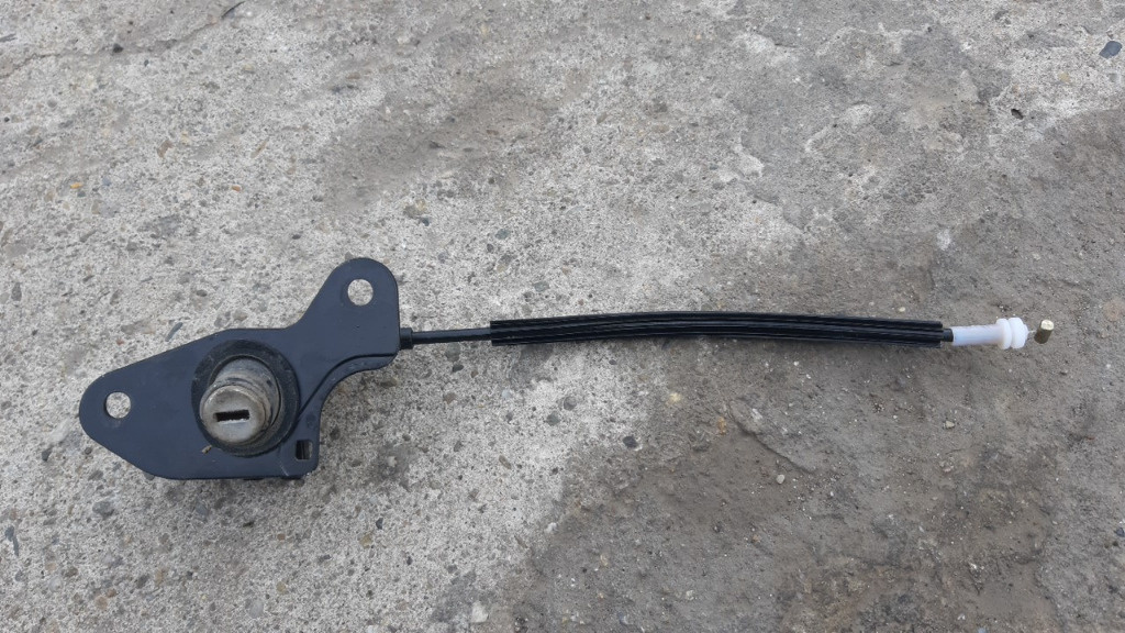 Butuc cheie portbagaj VW Jetta 2007.