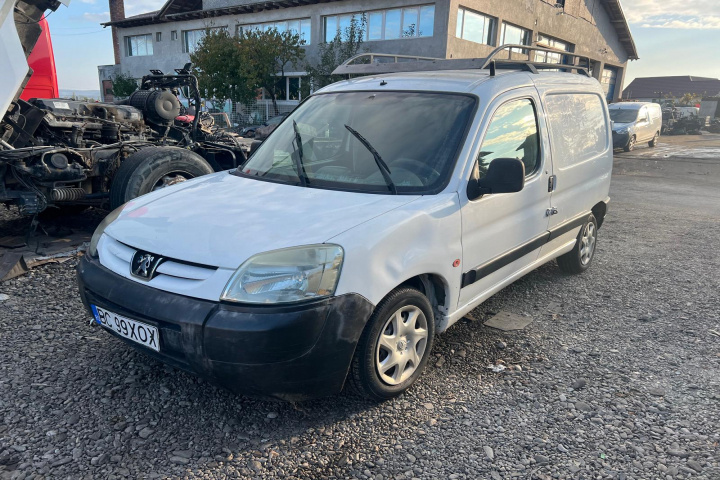 Butuc roata fata dreapta Peugeot Partner [facelift] [2002 - 2012] Compactvan