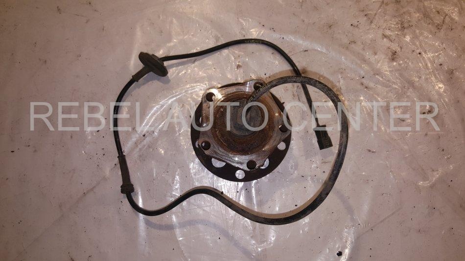 Butuc/ Rulment Roata Spate Dreapta cu Senzor ABS Volkswagen Passat B5.5 2001-2005, Sedan 3BG Highline, 1.9 TDI Motorina