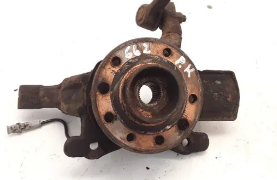 Butuc stanga fata Opel Zafira B