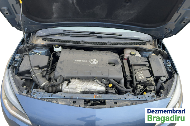 Butuc usa fata dreapta Opel Astra J [fac