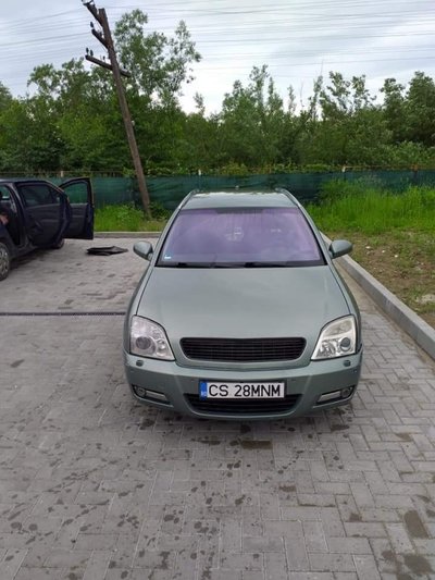 Butuc usa fata dreapta Opel Signum C [2003 - 2005]
