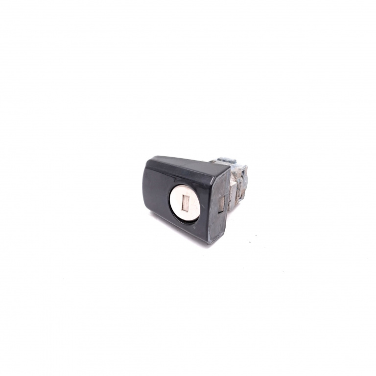 Butuc Usa Fata Opel TIGRA B TwinTop 2004 - 2009 052700