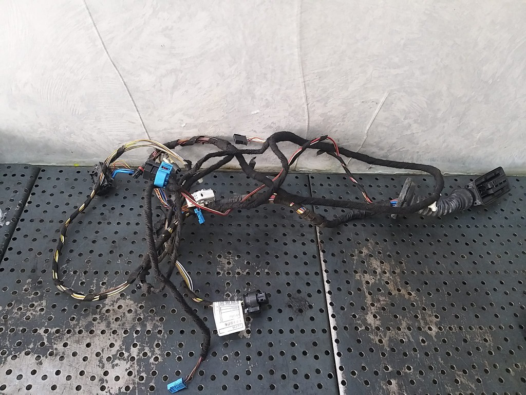 Cablaj instalatie electrica usa stanga fata mini cooper f55 6809499-01
