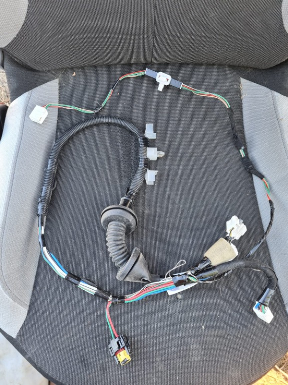 Cablaj Usa Stanga Fata Toyota Aygo Cod 821520h280f