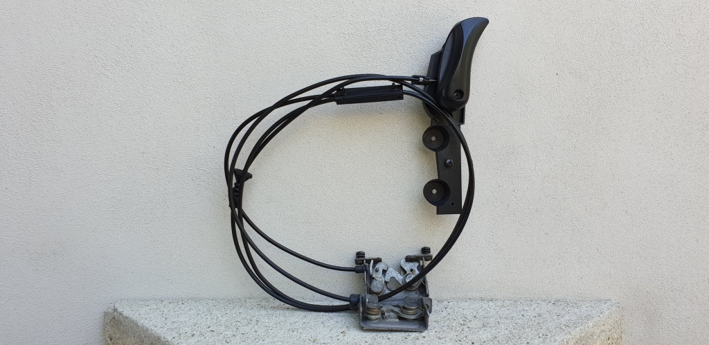 Cablu Capota cu Maner + Incuietoare Capota Fata BMW E60